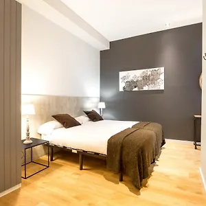 https://rent-top-apartments-rambla-catalunya-barcelona.catalonia-hotels.com